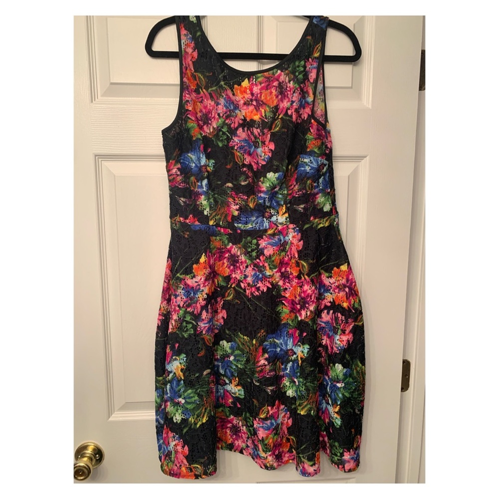 Betsey  Johnson  dress